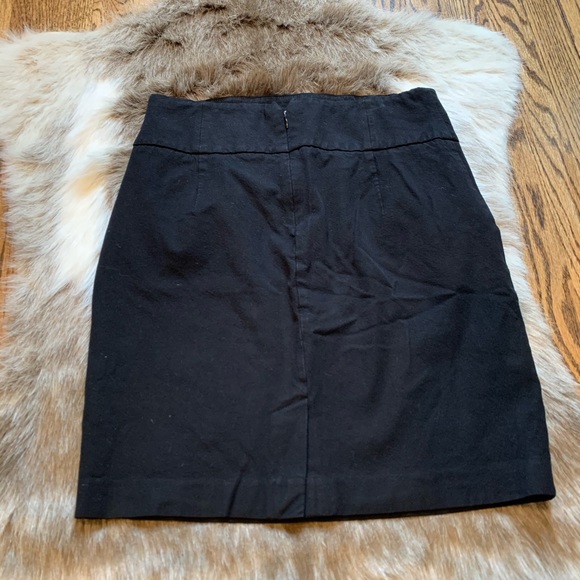 BANANA REPUBLIC STRETCH SKIRT - Picture 3 of 7